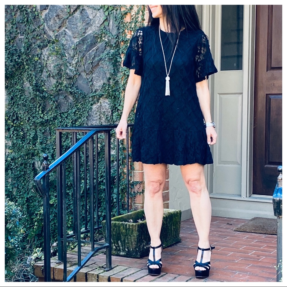 #37 PERFECT LITTLE BLACK LACE FULLY LINED DRESS - Picture 2 of 6